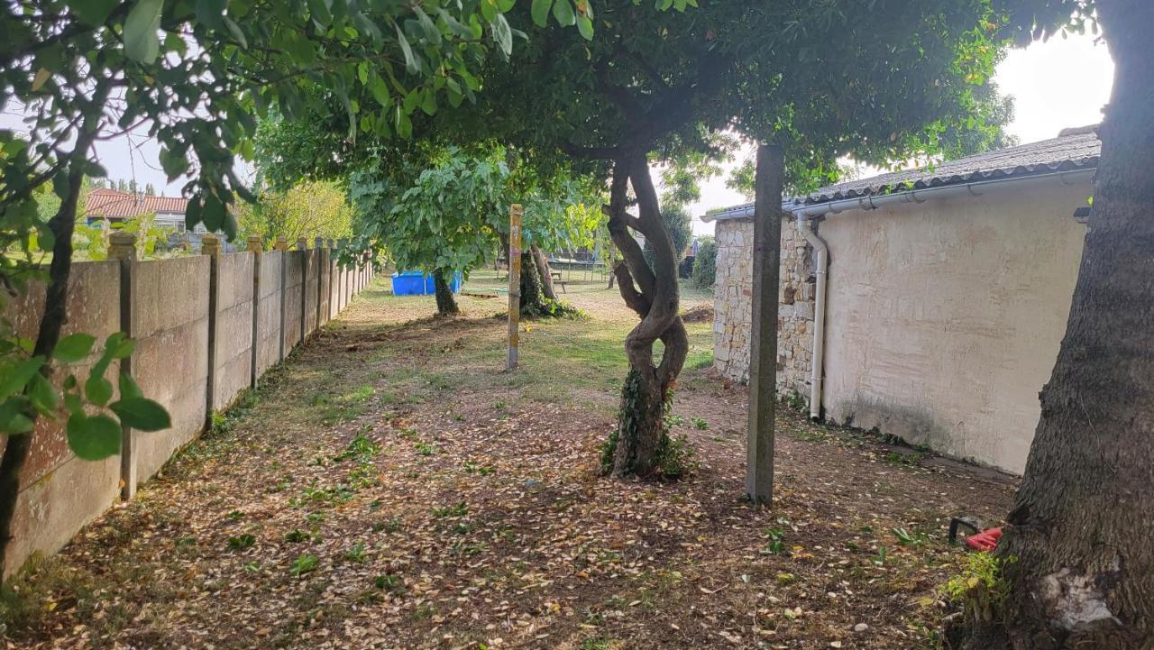 Maison 6 Personnes A Qlqs Minutes Des Plages Le Bernard Zewnętrze zdjęcie